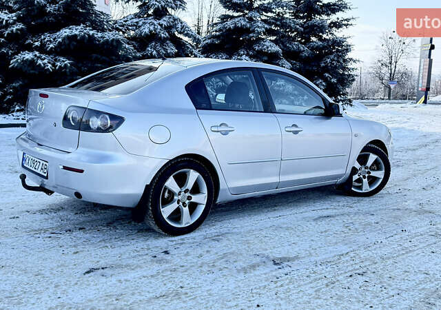 Сірий Мазда 3, об'ємом двигуна 2 л та пробігом 235 тис. км за 4300 $, фото 16 на Automoto.ua