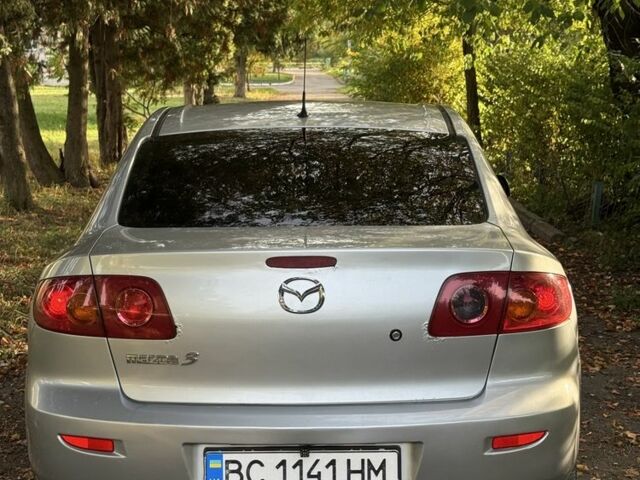 Серый Мазда 3, объемом двигателя 1.6 л и пробегом 211 тыс. км за 2760 $, фото 5 на Automoto.ua