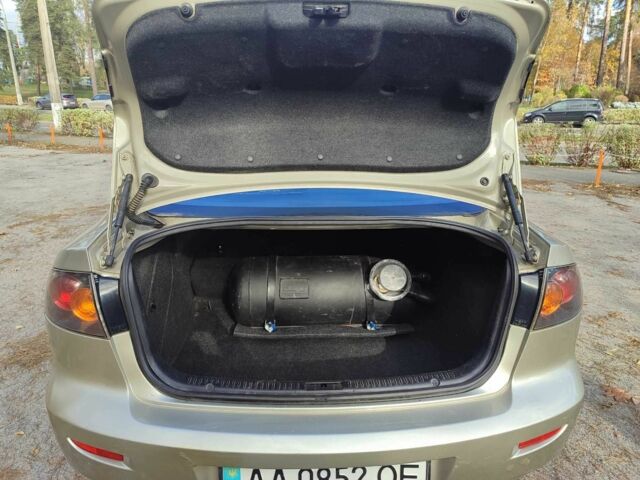 Сірий Мазда 3, об'ємом двигуна 1.6 л та пробігом 183 тис. км за 5500 $, фото 9 на Automoto.ua