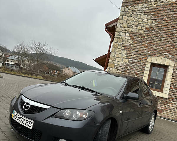 Серый Мазда 3, объемом двигателя 1.6 л и пробегом 310 тыс. км за 4400 $, фото 7 на Automoto.ua