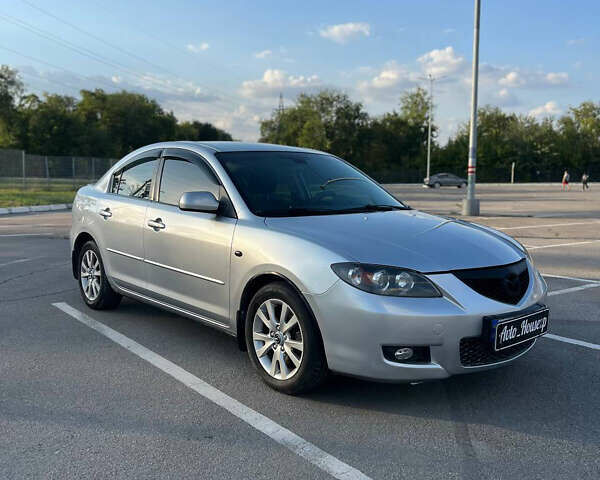 Серый Мазда 3, объемом двигателя 1.6 л и пробегом 194 тыс. км за 5500 $, фото 4 на Automoto.ua