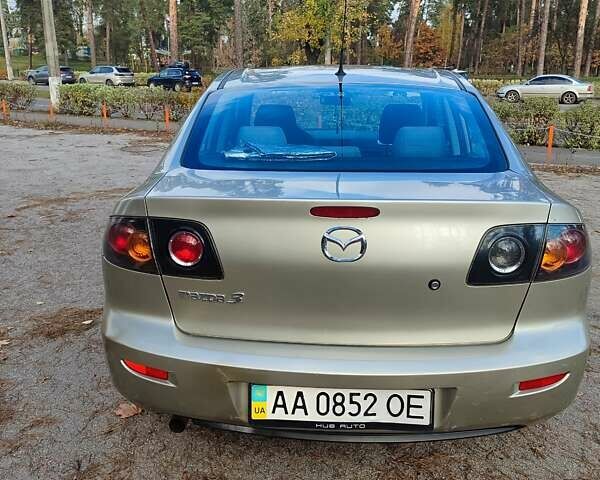 Сірий Мазда 3, об'ємом двигуна 1.6 л та пробігом 183 тис. км за 5500 $, фото 3 на Automoto.ua