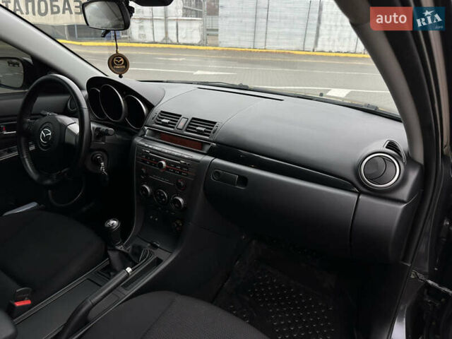 Серый Мазда 3, объемом двигателя 2 л и пробегом 188 тыс. км за 4999 $, фото 15 на Automoto.ua