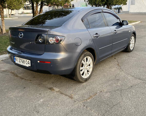 Сірий Мазда 3, об'ємом двигуна 1.6 л та пробігом 185 тис. км за 6000 $, фото 3 на Automoto.ua