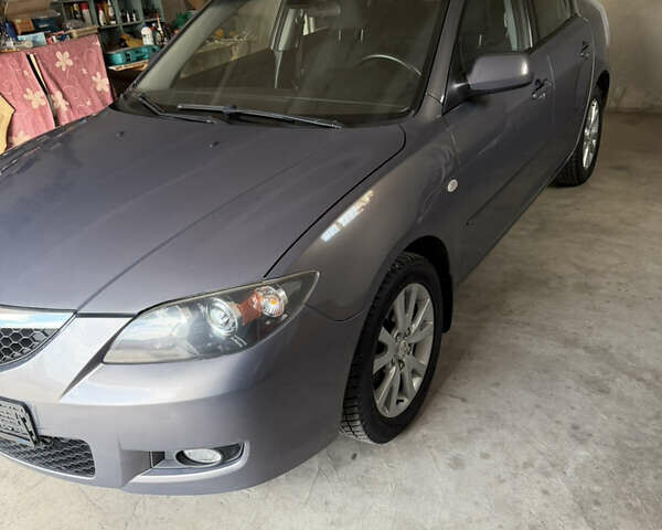 Сірий Мазда 3, об'ємом двигуна 1.6 л та пробігом 172 тис. км за 5350 $, фото 1 на Automoto.ua