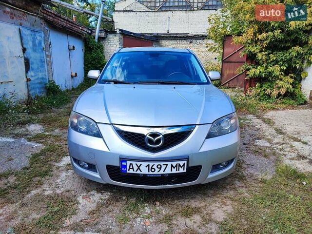 Сірий Мазда 3, об'ємом двигуна 1.6 л та пробігом 180 тис. км за 3750 $, фото 7 на Automoto.ua