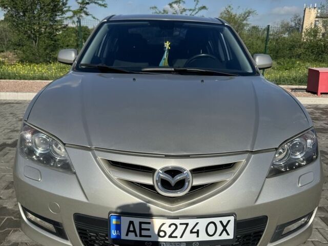 Серый Мазда 3, объемом двигателя 2 л и пробегом 182 тыс. км за 6100 $, фото 5 на Automoto.ua
