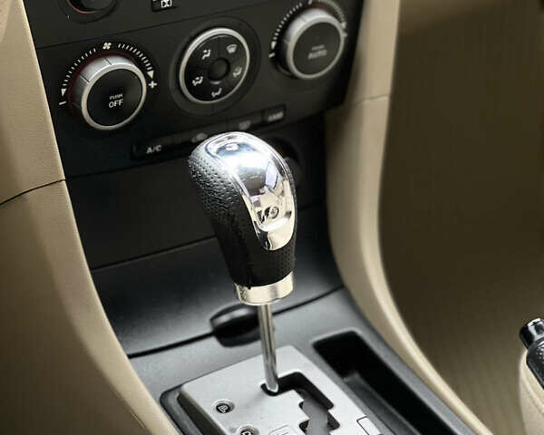 Сірий Мазда 3, об'ємом двигуна 1.6 л та пробігом 170 тис. км за 5200 $, фото 7 на Automoto.ua