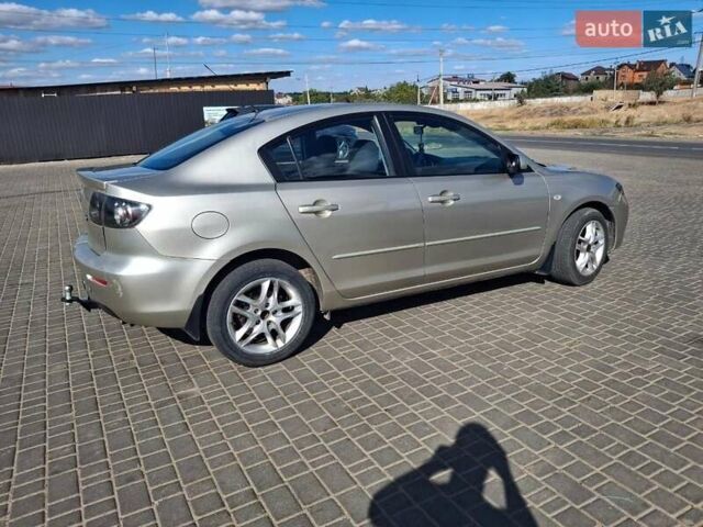 Серый Мазда 3, объемом двигателя 1.6 л и пробегом 147 тыс. км за 5500 $, фото 9 на Automoto.ua