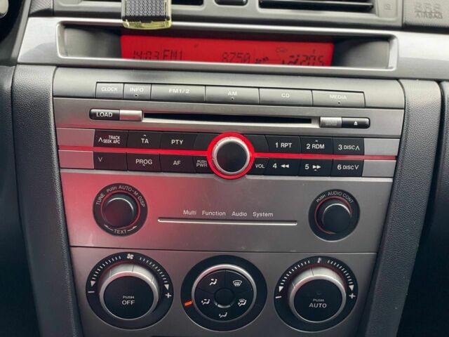 Серый Мазда 3, объемом двигателя 2 л и пробегом 184 тыс. км за 5400 $, фото 10 на Automoto.ua