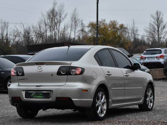 Сірий Мазда 3, об'ємом двигуна 2 л та пробігом 182 тис. км за 5499 $, фото 1 на Automoto.ua