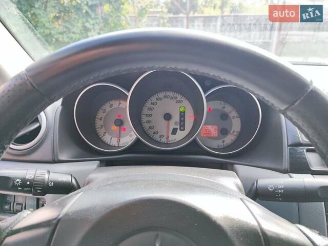 Сірий Мазда 3, об'ємом двигуна 1.6 л та пробігом 180 тис. км за 3750 $, фото 29 на Automoto.ua