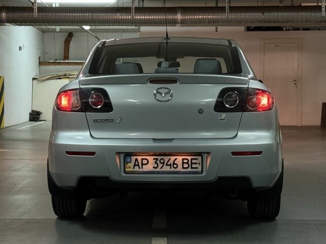 Серый Мазда 3, объемом двигателя 1.6 л и пробегом 169 тыс. км за 5699 $, фото 3 на Automoto.ua