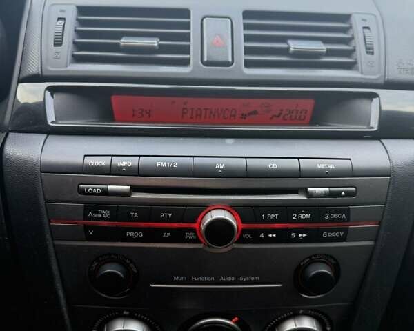 Сірий Мазда 3, об'ємом двигуна 1.6 л та пробігом 230 тис. км за 4700 $, фото 19 на Automoto.ua