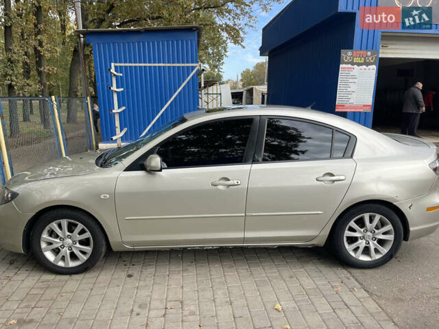 Серый Мазда 3, объемом двигателя 1.6 л и пробегом 170 тыс. км за 5200 $, фото 3 на Automoto.ua