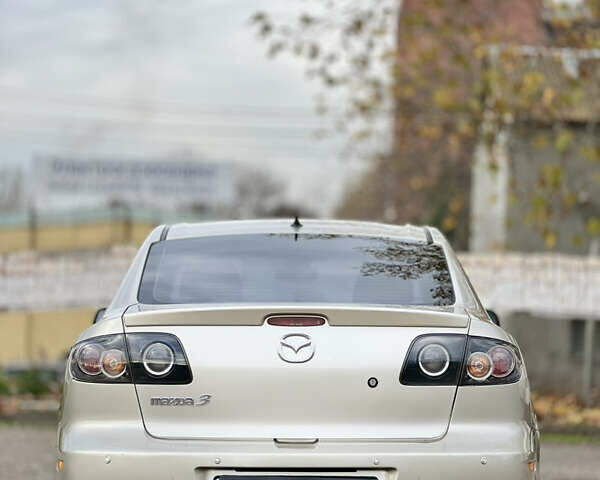 Сірий Мазда 3, об'ємом двигуна 1.6 л та пробігом 170 тис. км за 5200 $, фото 4 на Automoto.ua