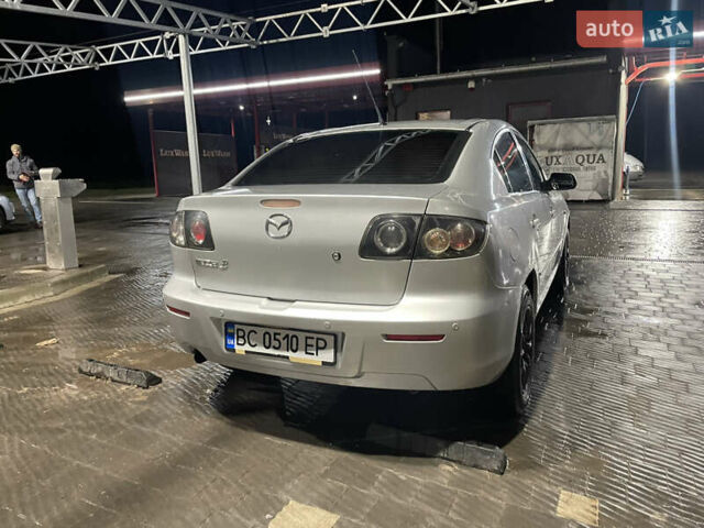 Сірий Мазда 3, об'ємом двигуна 1.6 л та пробігом 213 тис. км за 3500 $, фото 8 на Automoto.ua