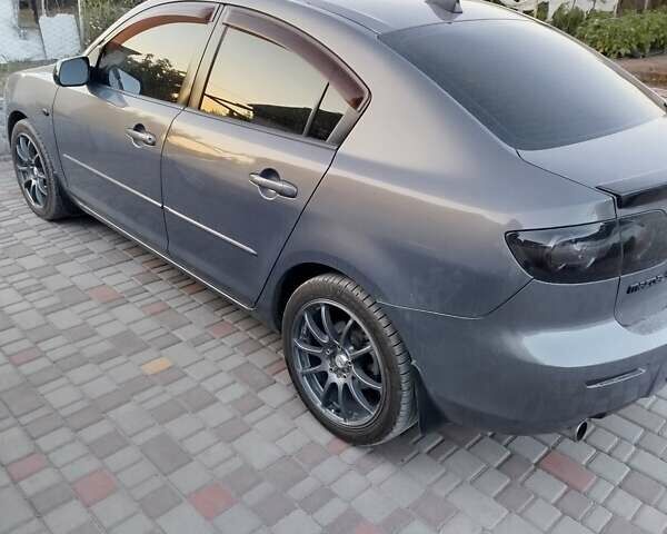 Сірий Мазда 3, об'ємом двигуна 1.6 л та пробігом 230 тис. км за 6300 $, фото 1 на Automoto.ua