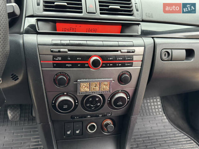 Серый Мазда 3, объемом двигателя 1.6 л и пробегом 178 тыс. км за 5800 $, фото 38 на Automoto.ua