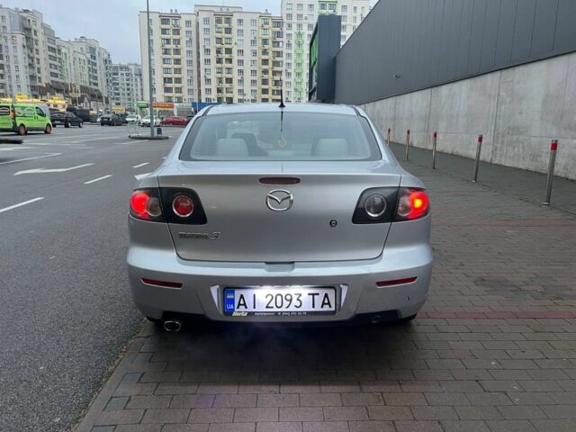 Серый Мазда 3, объемом двигателя 1.6 л и пробегом 300 тыс. км за 3999 $, фото 2 на Automoto.ua
