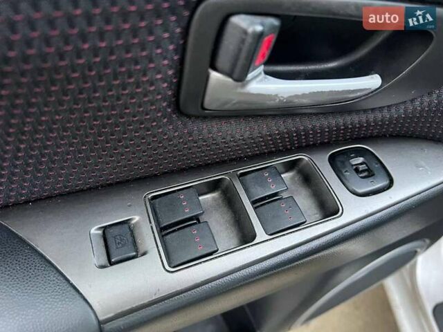 Серый Мазда 3, объемом двигателя 1.6 л и пробегом 305 тыс. км за 5940 $, фото 14 на Automoto.ua