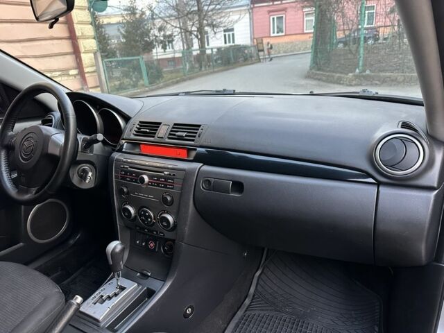 Сірий Мазда 3, об'ємом двигуна 1.6 л та пробігом 205 тис. км за 5700 $, фото 7 на Automoto.ua