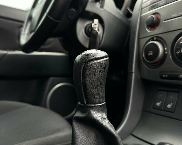 Серый Мазда 3, объемом двигателя 2 л и пробегом 188 тыс. км за 4999 $, фото 19 на Automoto.ua