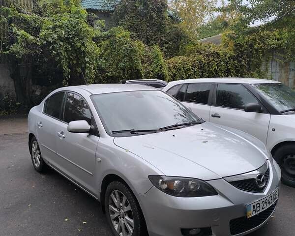 Сірий Мазда 3, об'ємом двигуна 2 л та пробігом 350 тис. км за 4900 $, фото 2 на Automoto.ua