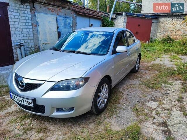 Сірий Мазда 3, об'ємом двигуна 1.6 л та пробігом 180 тис. км за 3750 $, фото 6 на Automoto.ua