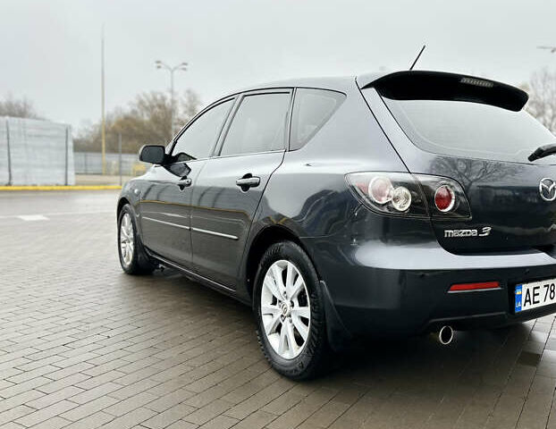 Серый Мазда 3, объемом двигателя 2 л и пробегом 188 тыс. км за 4999 $, фото 8 на Automoto.ua