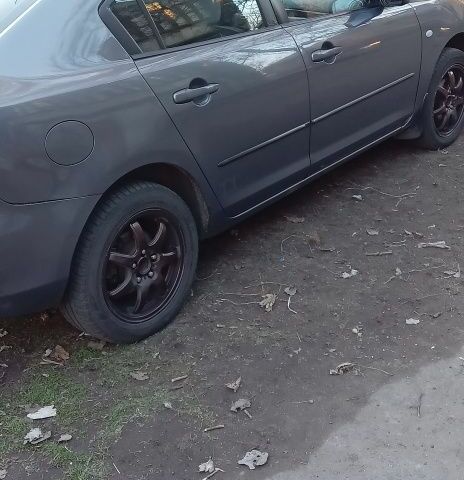 Серый Мазда 3, объемом двигателя 1.6 л и пробегом 288 тыс. км за 5000 $, фото 5 на Automoto.ua