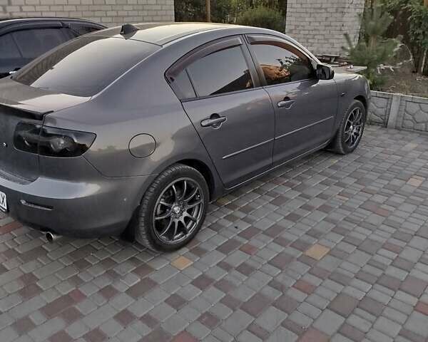 Сірий Мазда 3, об'ємом двигуна 1.6 л та пробігом 230 тис. км за 6300 $, фото 2 на Automoto.ua