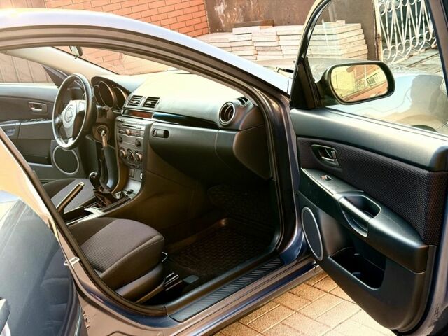 Серый Мазда 3, объемом двигателя 1.6 л и пробегом 172 тыс. км за 5350 $, фото 7 на Automoto.ua