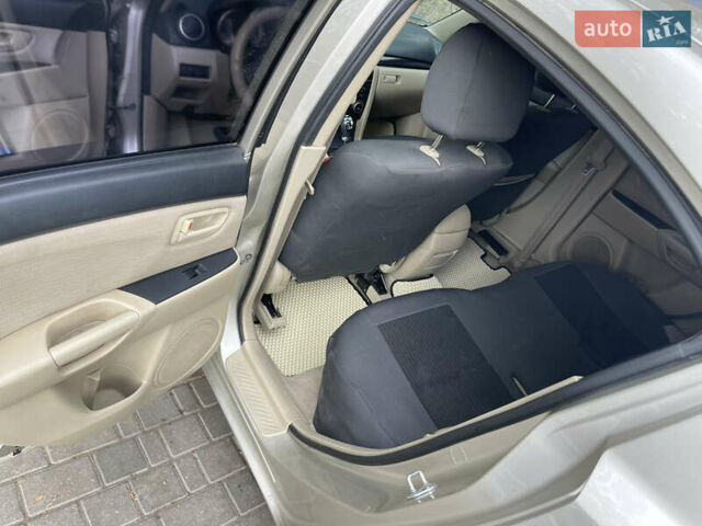 Серый Мазда 3, объемом двигателя 1.6 л и пробегом 170 тыс. км за 5200 $, фото 4 на Automoto.ua