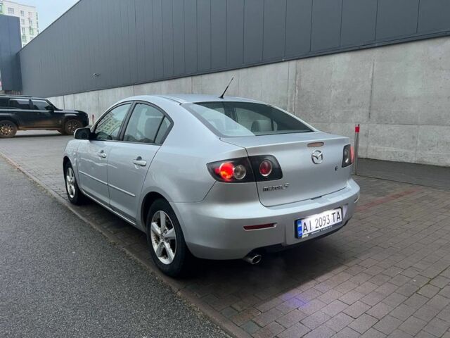 Серый Мазда 3, объемом двигателя 1.6 л и пробегом 300 тыс. км за 3999 $, фото 5 на Automoto.ua