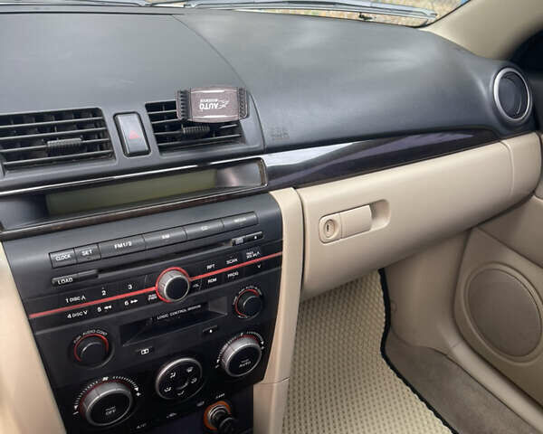 Серый Мазда 3, объемом двигателя 1.6 л и пробегом 170 тыс. км за 5200 $, фото 23 на Automoto.ua