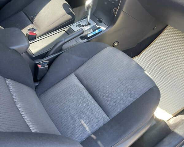 Сірий Мазда 3, об'ємом двигуна 1.6 л та пробігом 200 тис. км за 4777 $, фото 6 на Automoto.ua