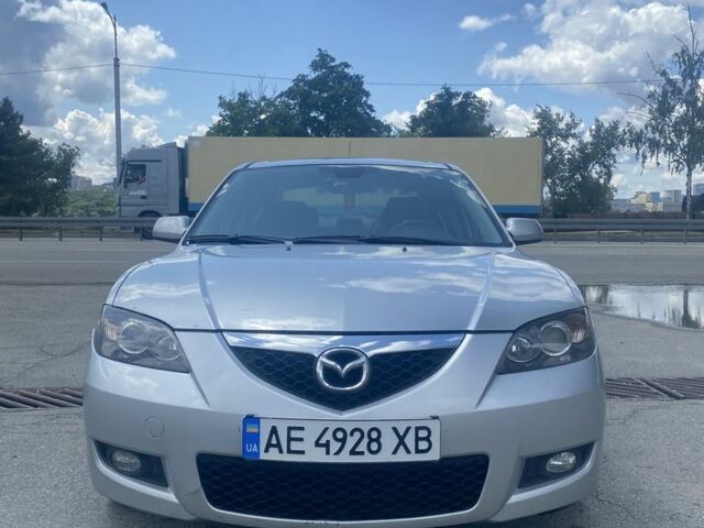 Сірий Мазда 3, об'ємом двигуна 1.6 л та пробігом 240 тис. км за 4950 $, фото 1 на Automoto.ua