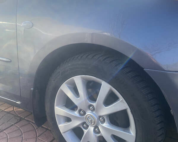 Сірий Мазда 3, об'ємом двигуна 1.6 л та пробігом 185 тис. км за 6000 $, фото 9 на Automoto.ua