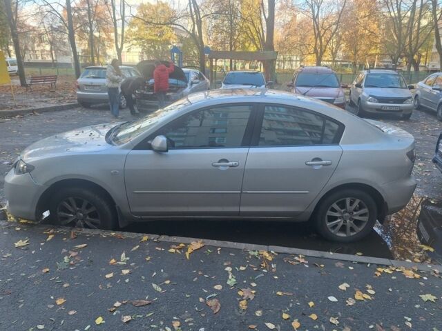 Мазда 3 2007 в Харькове на Automoto.ua Серый Мазда 3, объемом двигателя 0 л и пробегом 198 тыс. км за 3500 $, фото 2 на Automoto.ua