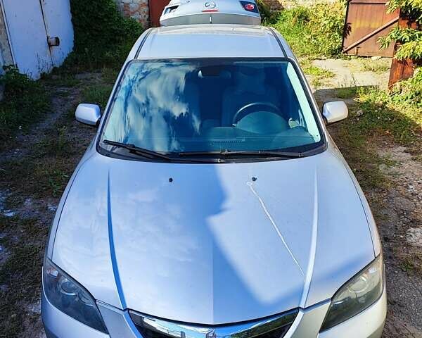 Сірий Мазда 3, об'ємом двигуна 1.6 л та пробігом 180 тис. км за 3750 $, фото 13 на Automoto.ua