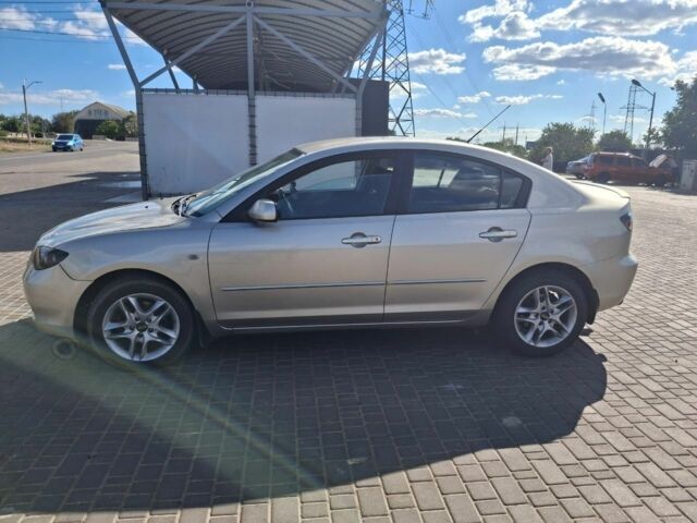 Серый Мазда 3, объемом двигателя 1.6 л и пробегом 147 тыс. км за 5500 $, фото 3 на Automoto.ua