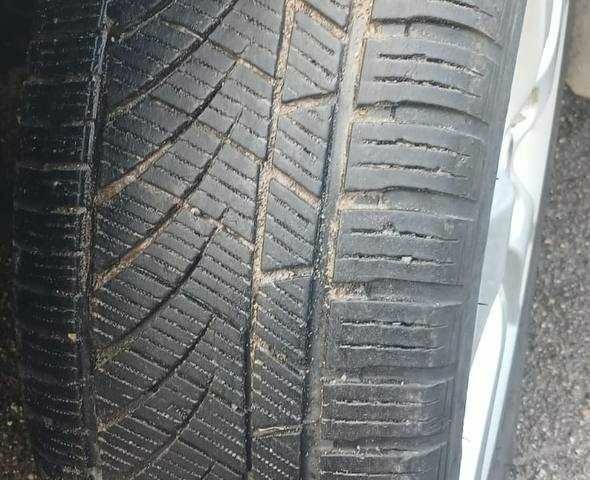 Сірий Мазда 3, об'ємом двигуна 1.6 л та пробігом 220 тис. км за 4500 $, фото 7 на Automoto.ua