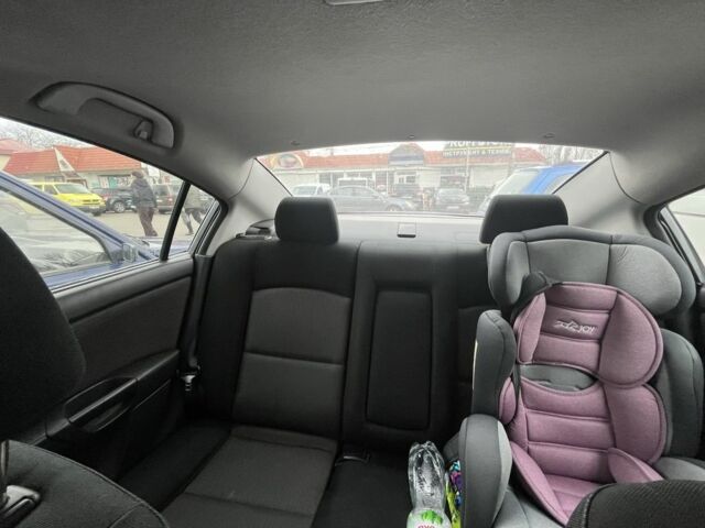 Сірий Мазда 3, об'ємом двигуна 1.6 л та пробігом 184 тис. км за 6000 $, фото 3 на Automoto.ua