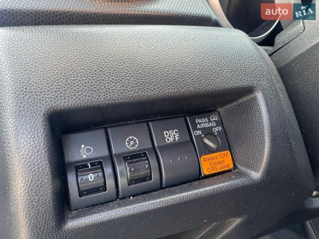 Сірий Мазда 3, об'ємом двигуна 1.6 л та пробігом 240 тис. км за 2990 $, фото 16 на Automoto.ua