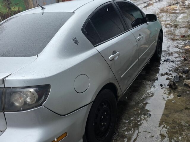 Сірий Мазда 3, об'ємом двигуна 2 л та пробігом 240 тис. км за 1500 $, фото 3 на Automoto.ua