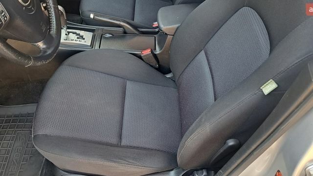 Сірий Мазда 3, об'ємом двигуна 1.6 л та пробігом 174 тис. км за 6199 $, фото 16 на Automoto.ua