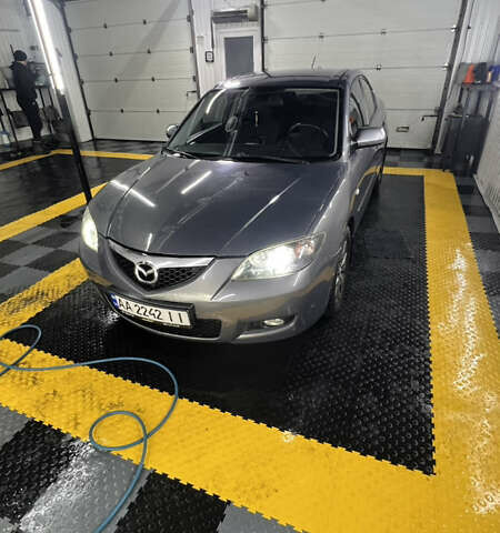 Сірий Мазда 3, об'ємом двигуна 2 л та пробігом 300 тис. км за 4300 $, фото 12 на Automoto.ua
