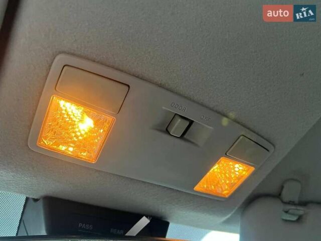 Серый Мазда 3, объемом двигателя 1.6 л и пробегом 305 тыс. км за 5940 $, фото 27 на Automoto.ua