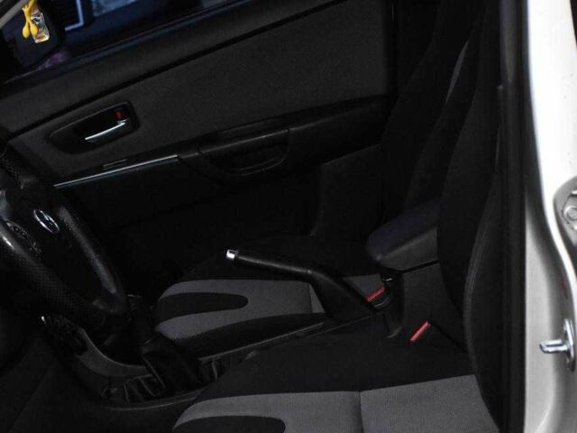 Сірий Мазда 3, об'ємом двигуна 2 л та пробігом 182 тис. км за 5499 $, фото 7 на Automoto.ua